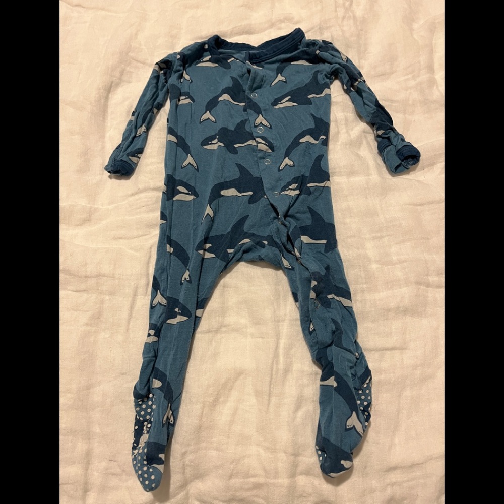 KicKee Pants whale footie!
